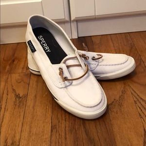NEVER WORN Sperry Slip ons
